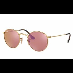 NWOT. Brand New! Ray-Ban Sunglasses